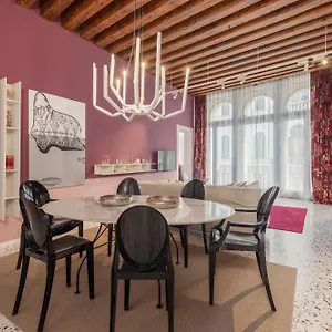 https://tadomo-corte-del-cafetier.hotelslidodijesolo.com
